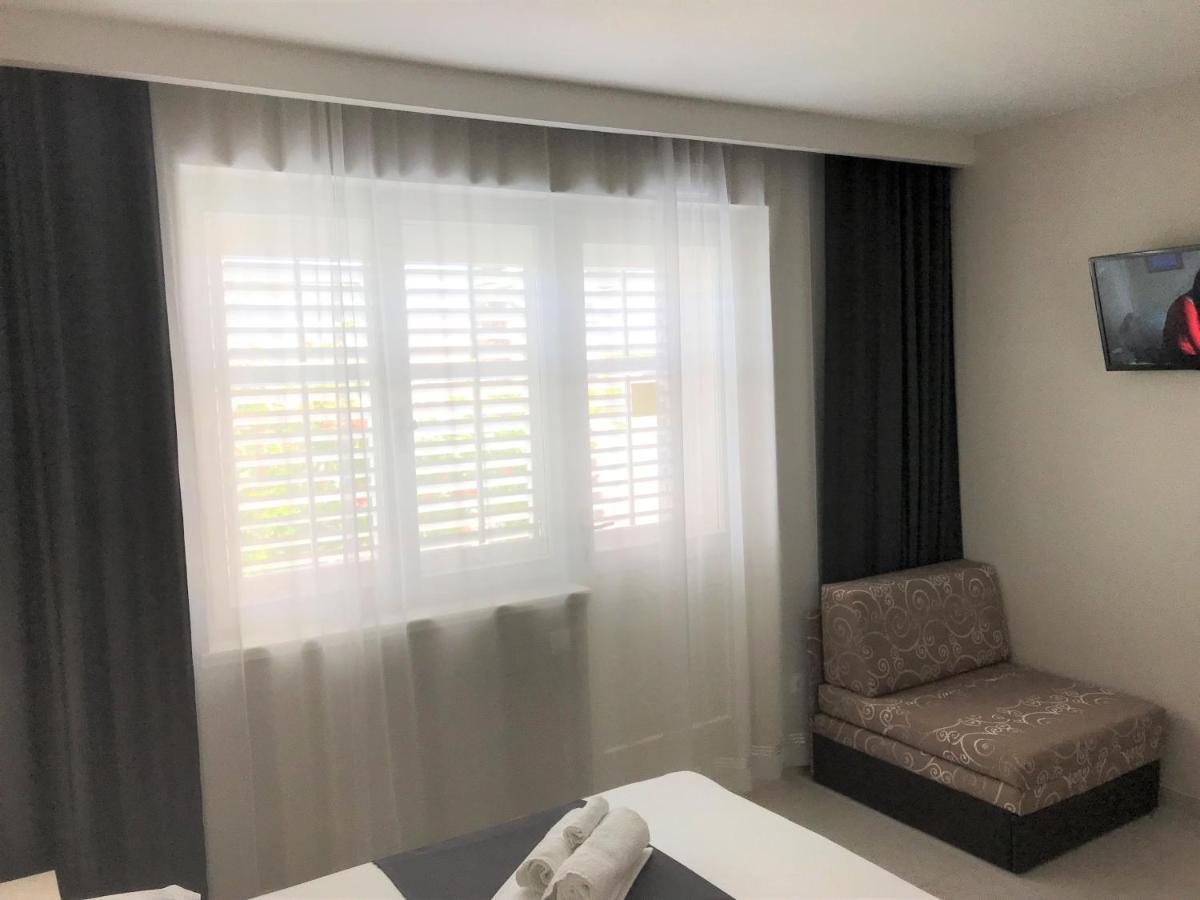Berulia Accommodation Brela Zewnętrze zdjęcie
