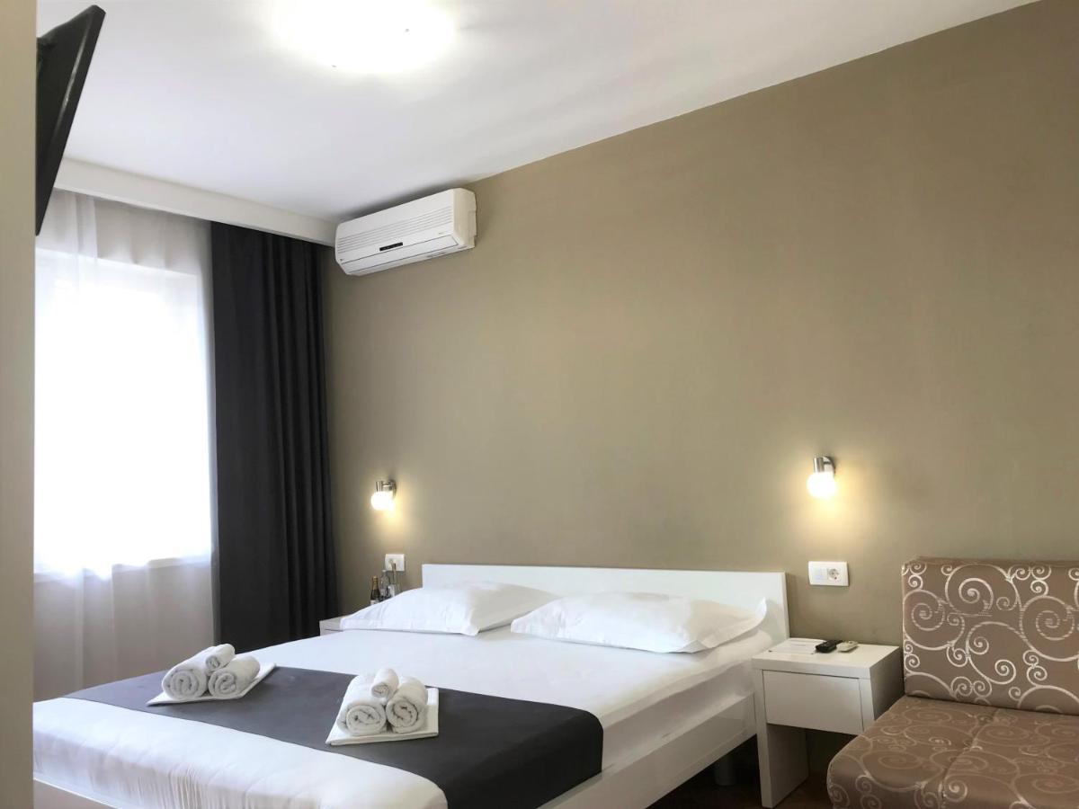 Berulia Accommodation Brela Zewnętrze zdjęcie